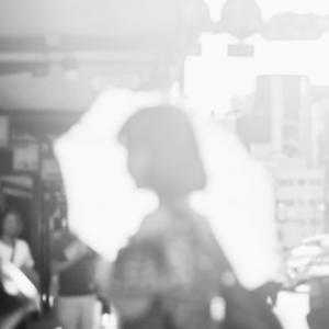 女人脱精光让男人桶
